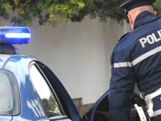 Giovanissimo straniero denunciato dalla Polizia, andava in giro con scooter rubato