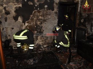Incendio a Ellera, in fiamme casa trans, Vigili del fuoco salvano 15 persone