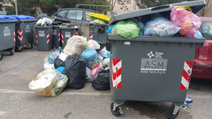 Emergenza rifiuti in Umbria, Cgil pronta a intensificare la mobilitazione
