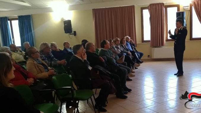Valnerina, i cittadini di Montefranco incontrano i Carabinieri