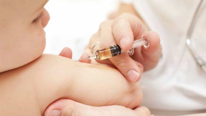 Vaccino antinfluenzale, in Umbria al via la vaccinazione per soggetti anziani e bambini a rischio