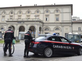 Perugia, perquisito un veicolo, il guidatore aveva una dose di cocaina, mentre tre automobilisti sprovvisti della copertura assicurativa. 