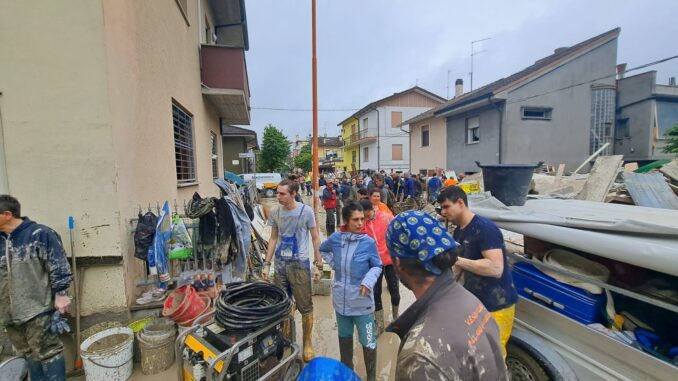 Alluvione Emilia Romagna, partita da Città di Castello nuova colonna mobile