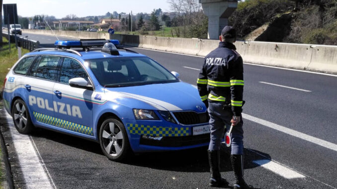 Intensificati i controlli dei veicoli pesanti a Perugia: 152 sanzioni elevate