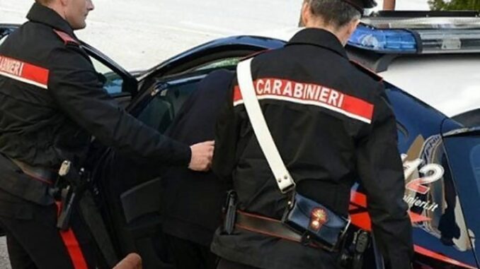 Arrestato a Perugia 41enne per Resistenza e Maltrattamenti