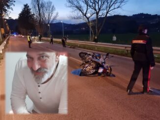 Morto motociclista a Ponte Felcino, è Gianluca Gagliardini, il gestore del bar dei giardini Thebris