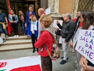Trasporto di farmaci e pazienti, operatori protestano, incontro a Palazzo