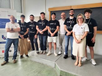 Giovani hacker etici i vincitori di CyberChallenge.IT 2024 a Perugia